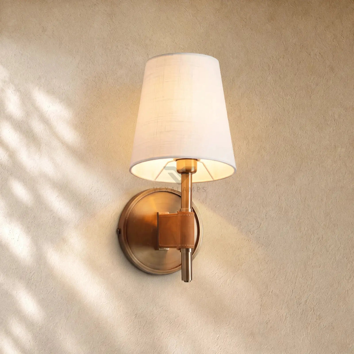 Hastin Wall Sconce