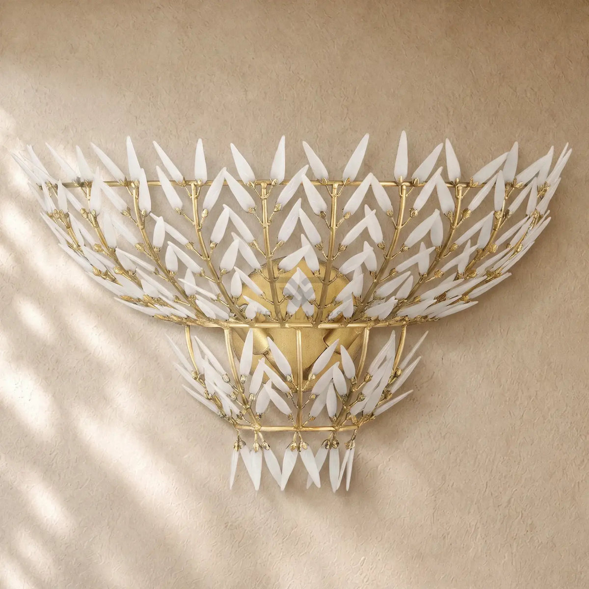 Morrigen Sconce