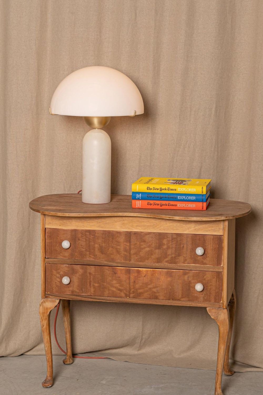 Elegant Sphere Alabaster Table Light - view 8 | vexalamps