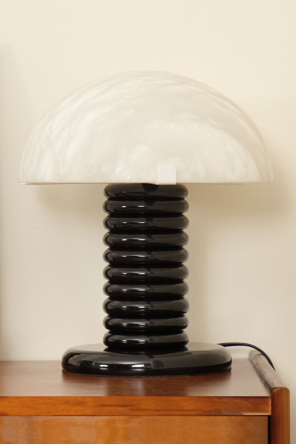 Ben Swildens Alabaster Table Lamp - view 12 | vexalamps