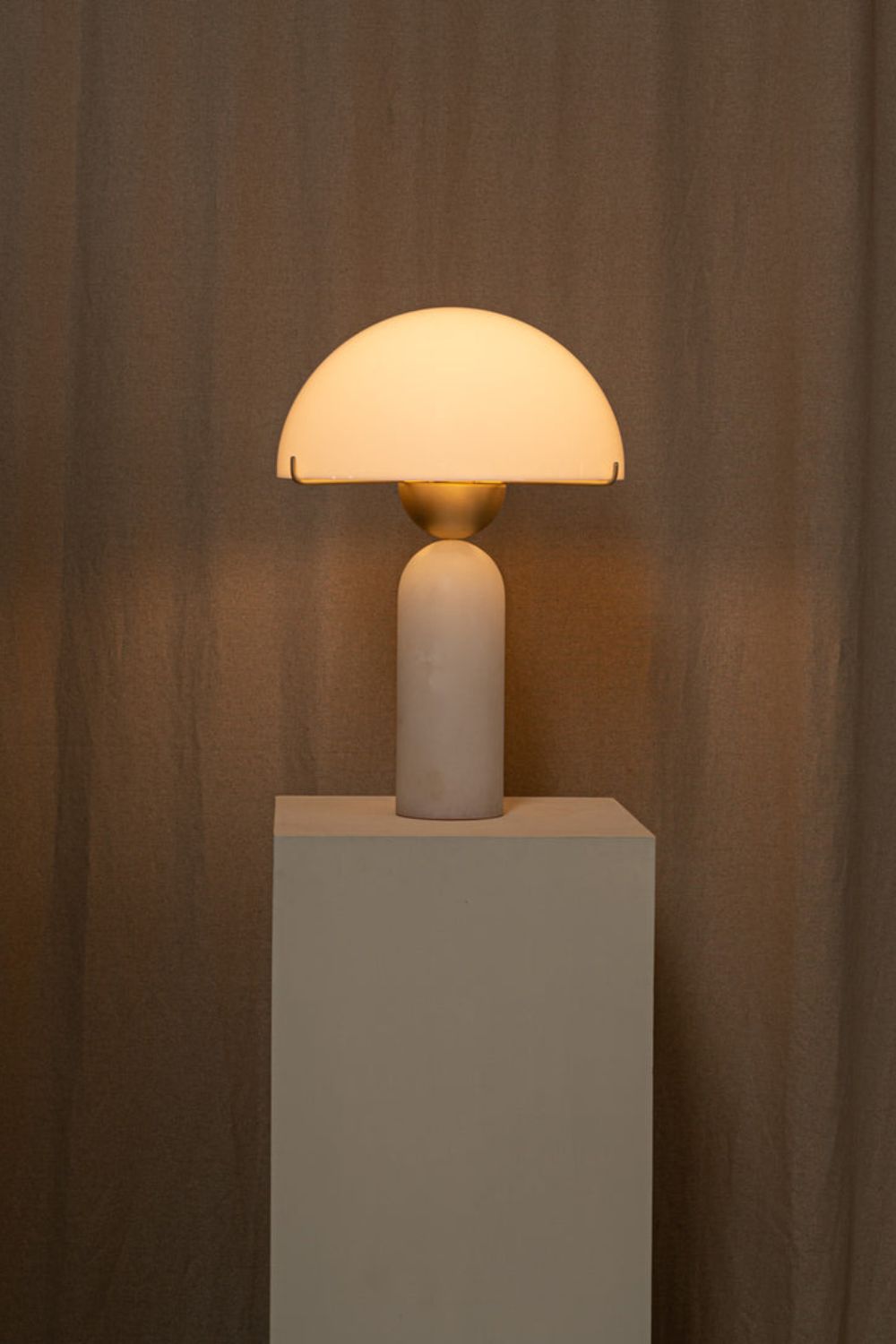 Elegant Sphere Alabaster Table Light - view 5 | vexalamps