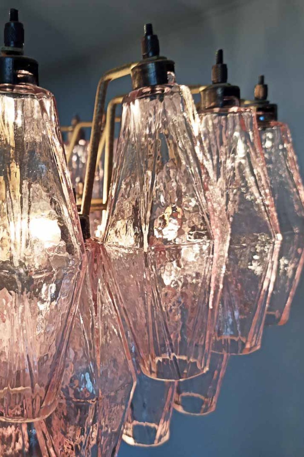Art Poliedri Pink Glass Chandelier - view 13 | vexalamps