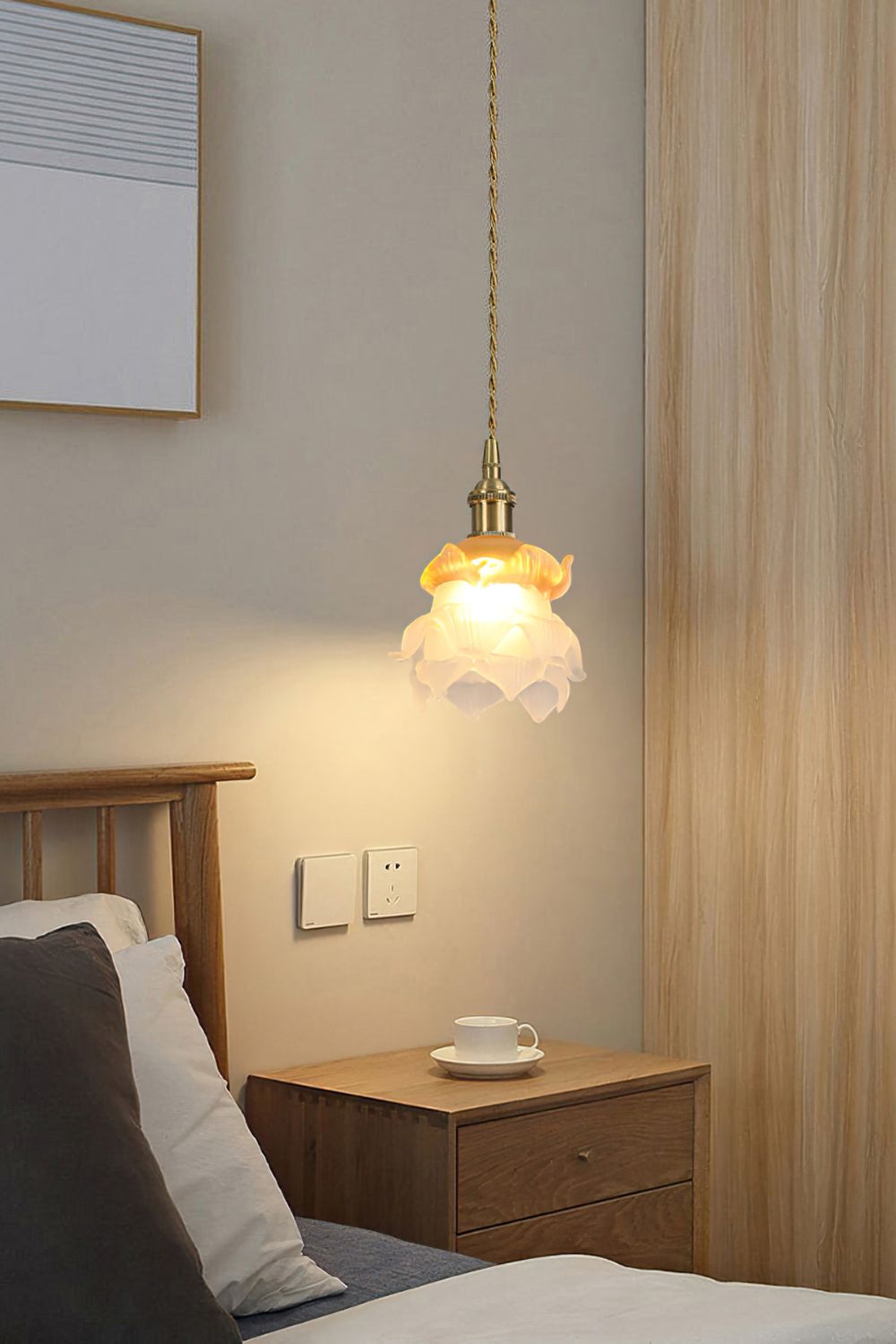1970 Retro Bloom Glass Pendant Light - view 12 | vexalamps