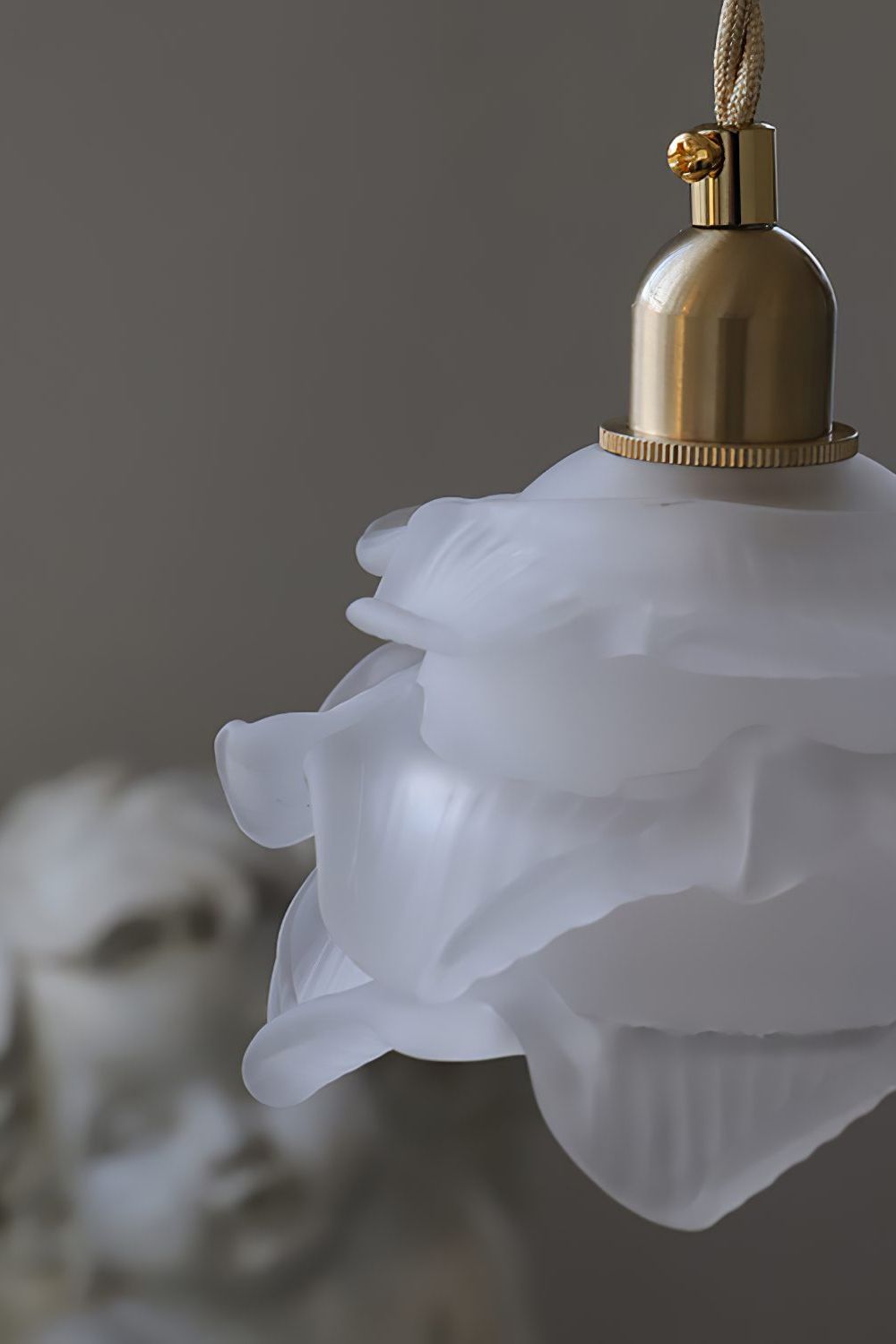 1970 Retro Bloom Glass Pendant Light - view 23 | vexalamps