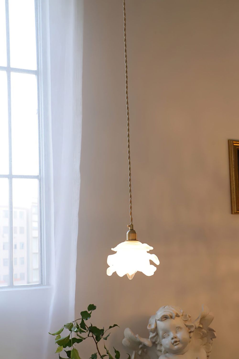 1970 Retro Bloom Glass Pendant Light - view 13 | vexalamps