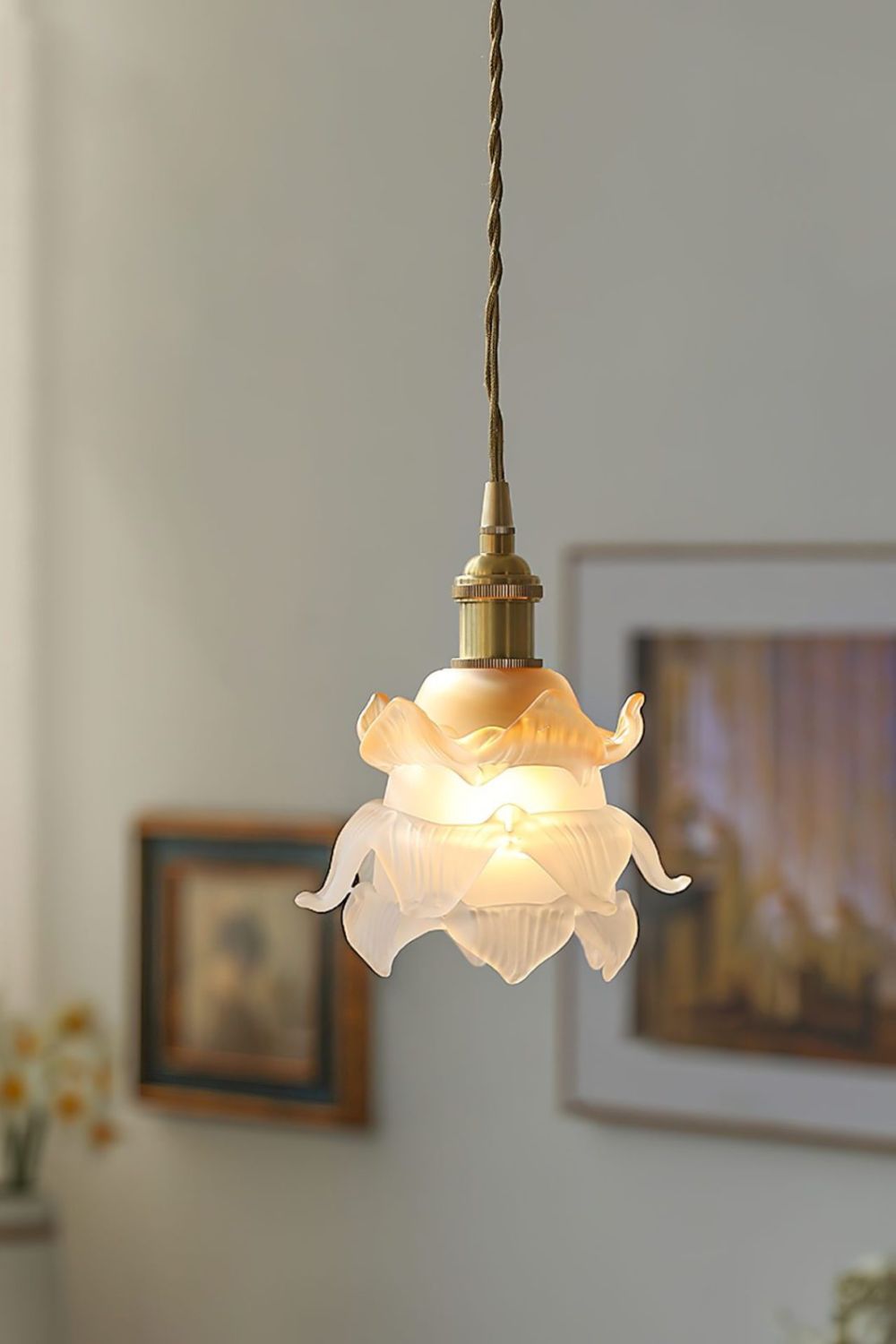 1970 Retro Bloom Glass Pendant Light - view 8 | vexalamps