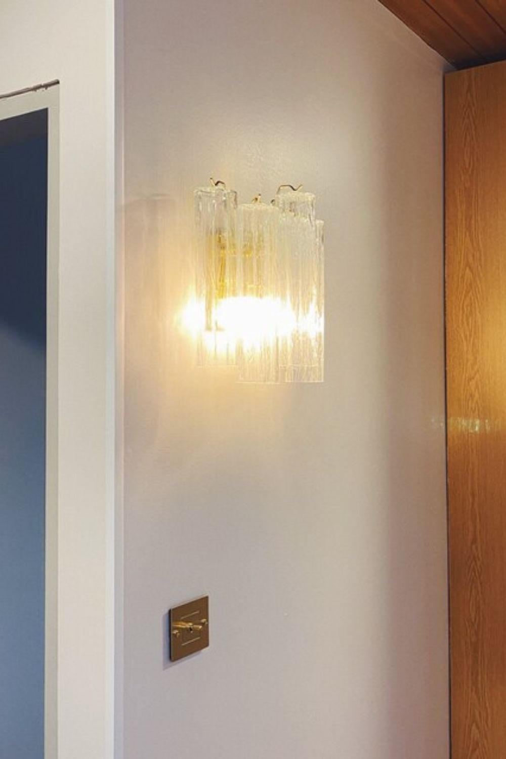 Art glass crystal wall lamp - view 2 | vexalamps