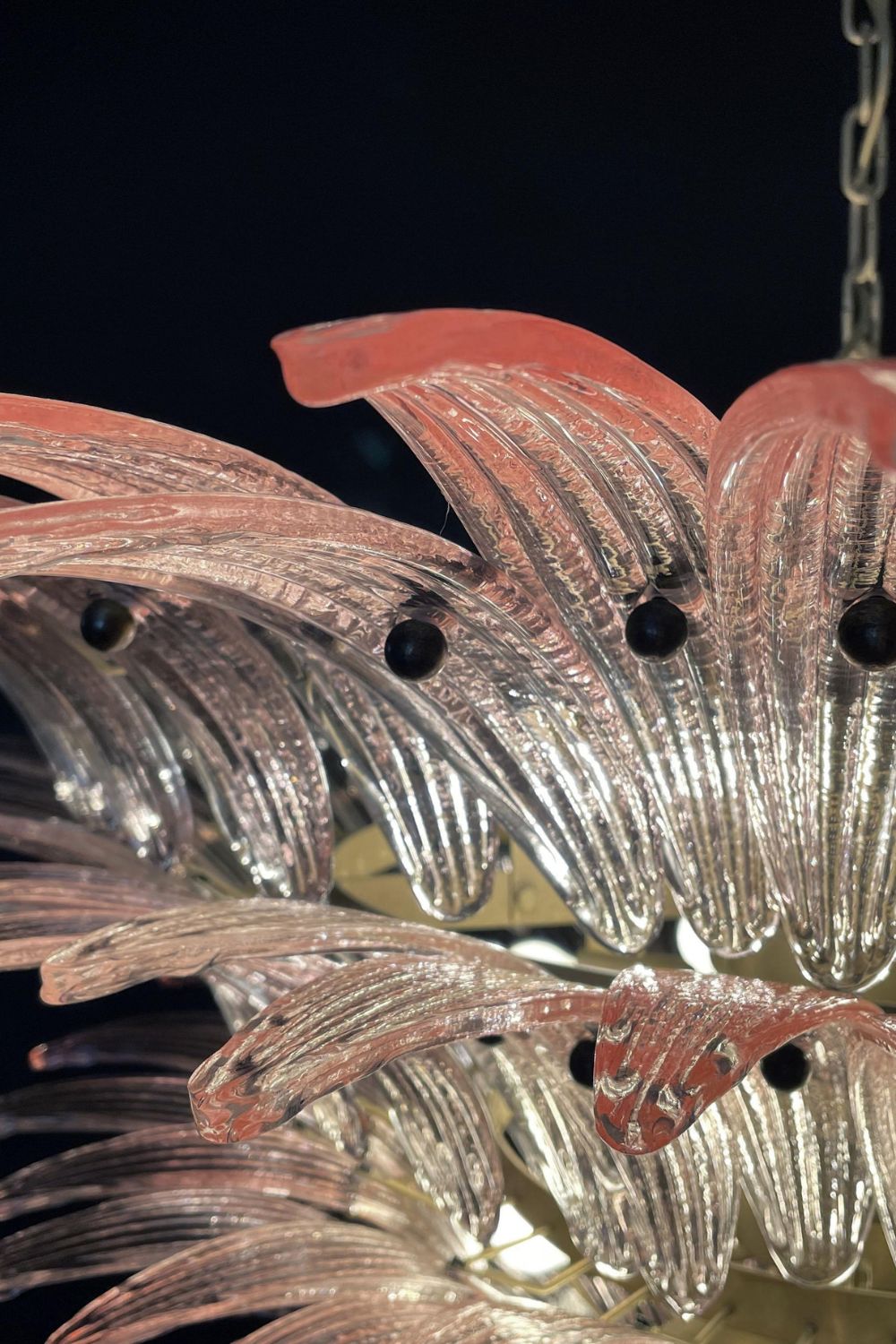 Art Four-tier pink glass palm leaf chandelier - view 12 | vexalamps