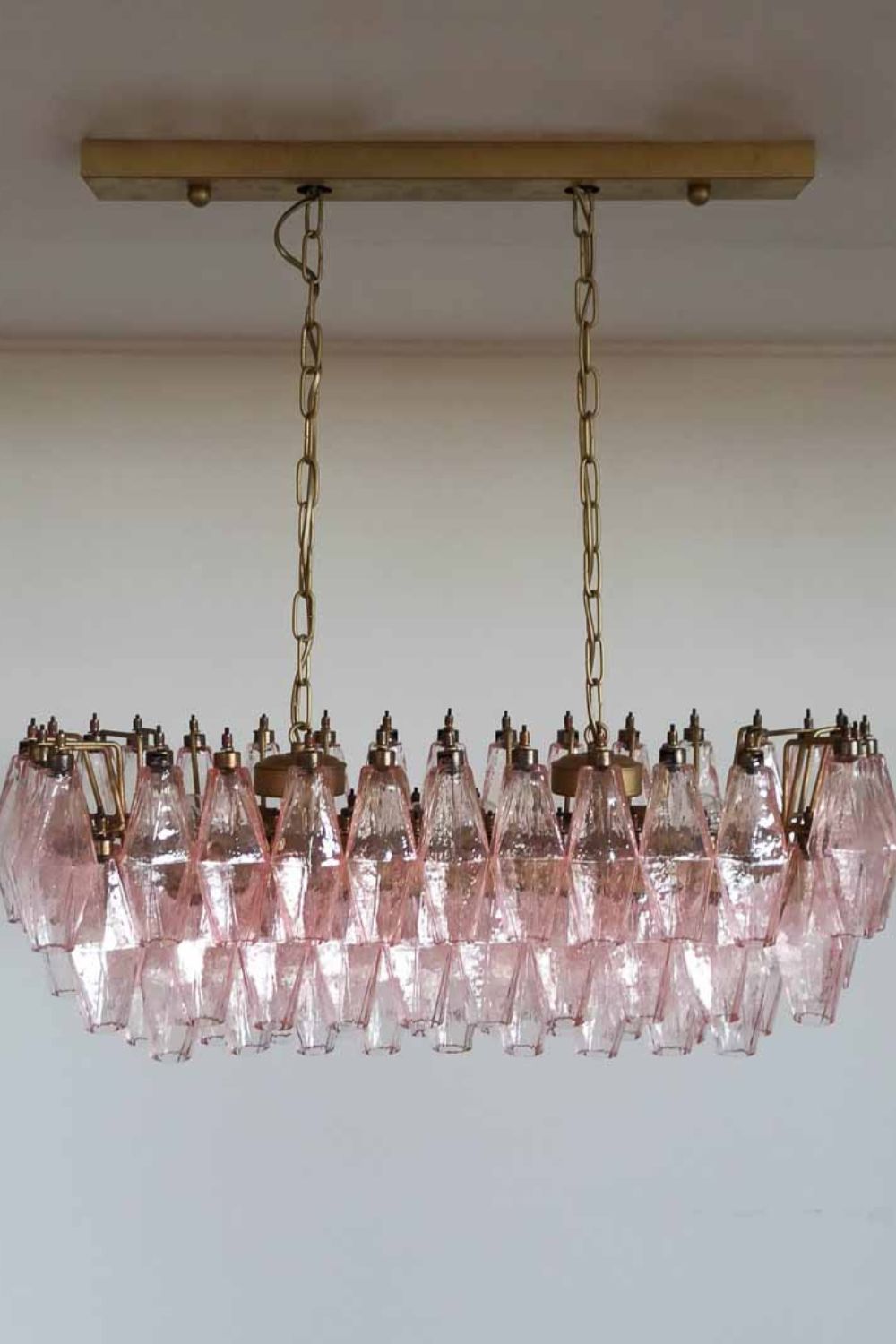 Art Poliedri Pink Glass Chandelier - view 3 | vexalamps