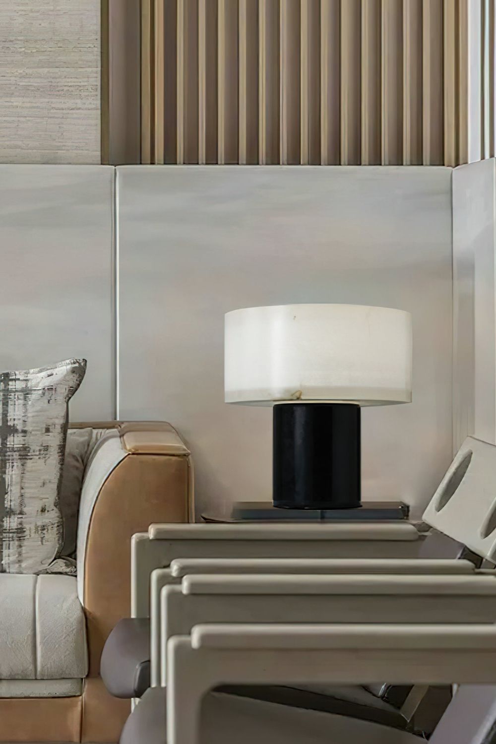Alabaster Cylindrical Table Lamp - view 4 | vexalamps