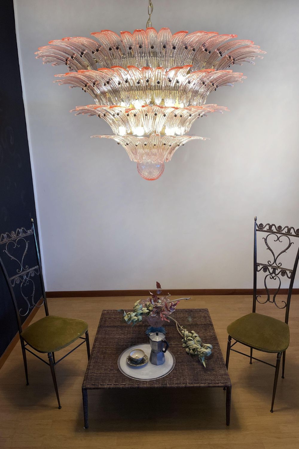 Art Four-tier pink glass palm leaf chandelier - view 4 | vexalamps