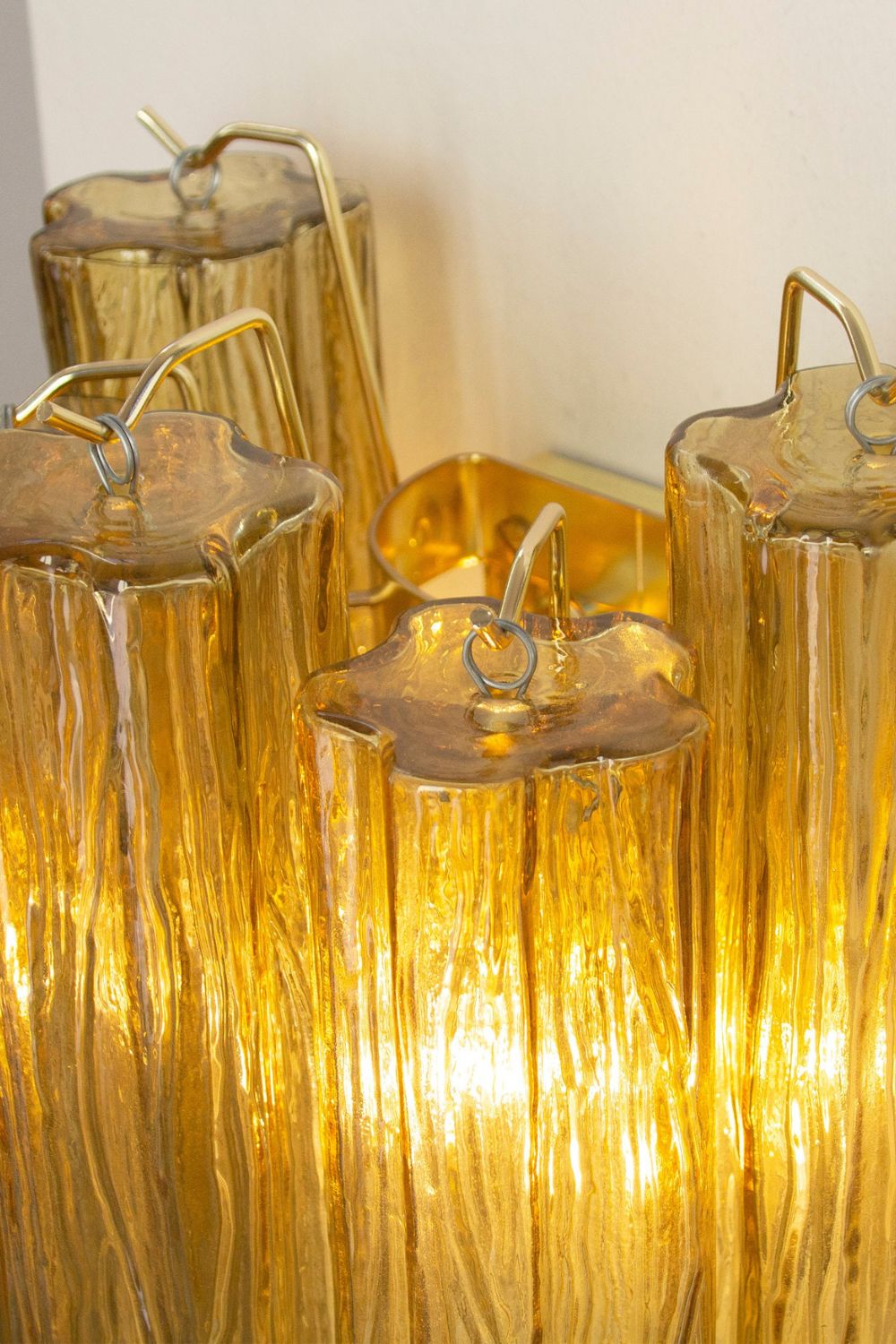 Italian Art amber glass tube wall lamp - view 7 | vexalamps