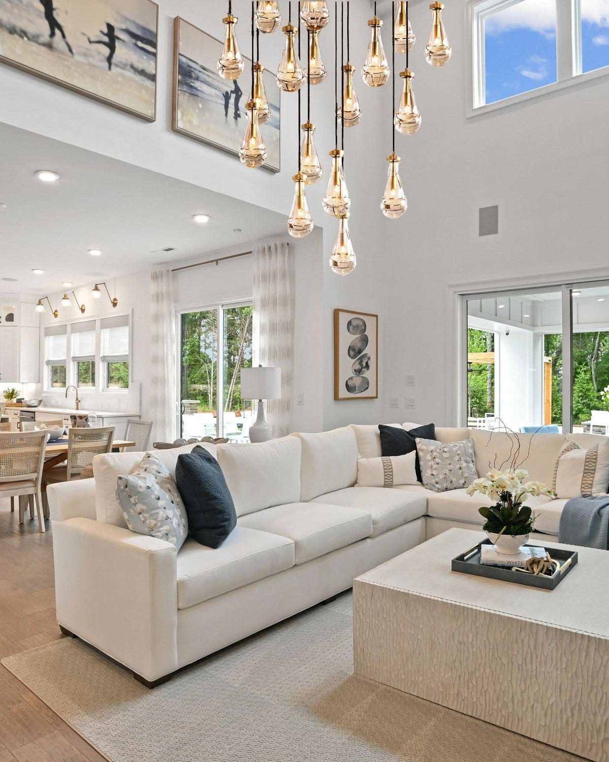 Raimys Round Chandelier