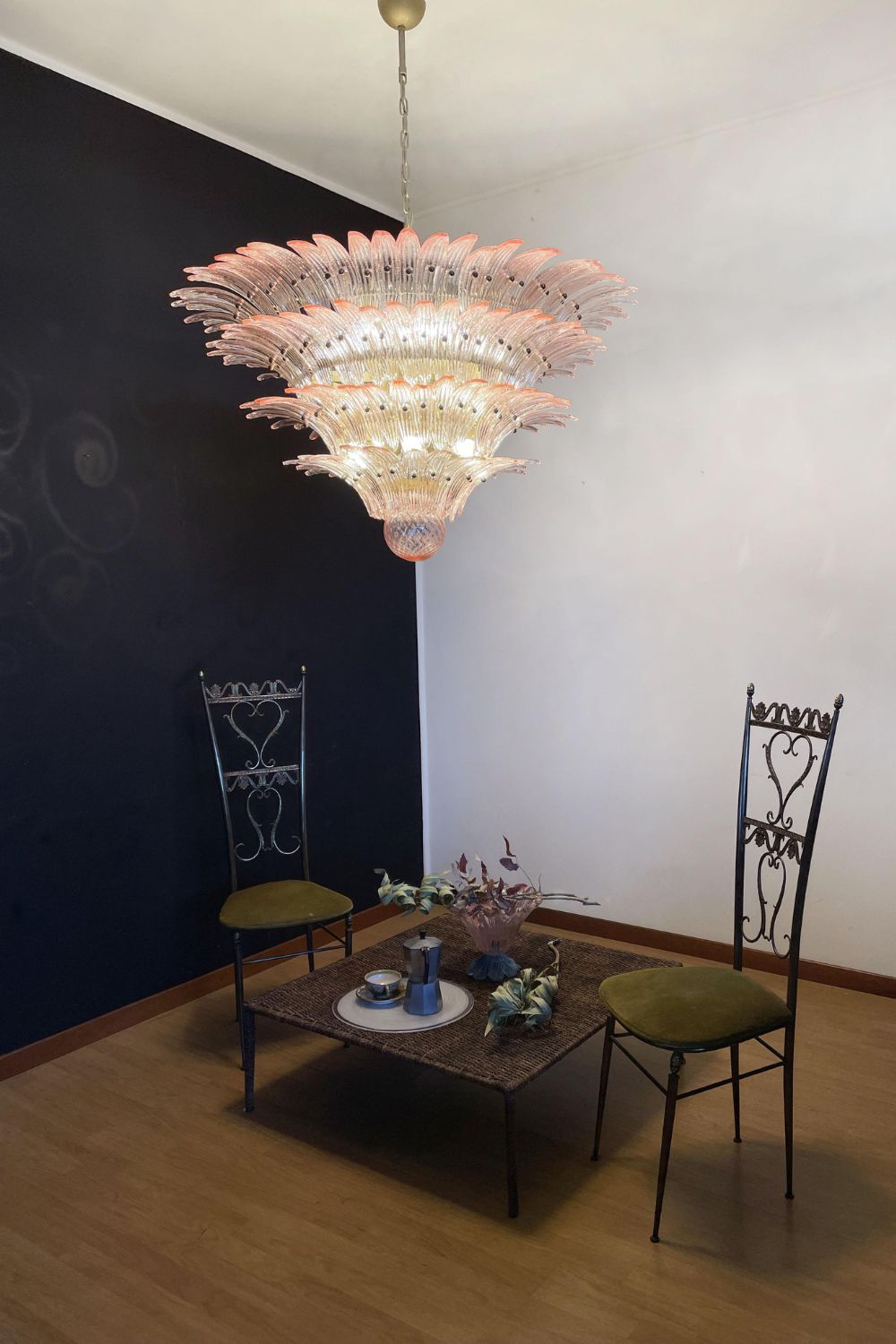 Art Four-tier pink glass palm leaf chandelier - view 2 | vexalamps