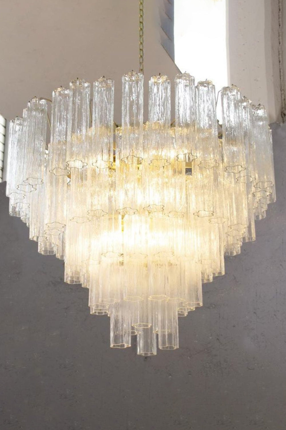 1990s Tronchi Art Glass Cascade Chandelier - view 5 | vexalamps
