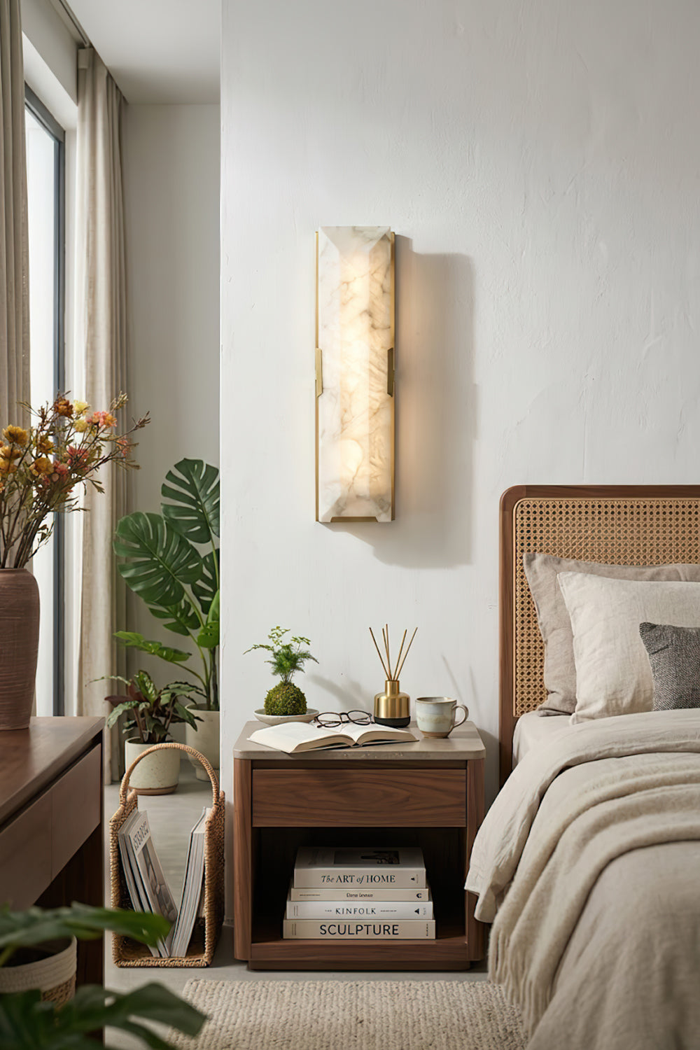 Long rectangular alabaster wall lamp | Brass, Alabaster | Mounted in a cozy bedroom with natural light | vexa lamps