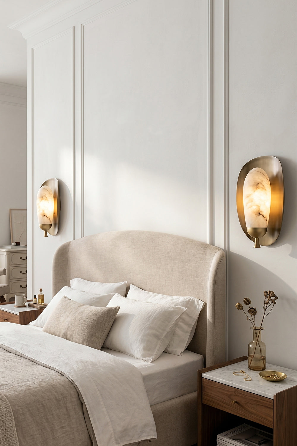 Arc Shield Alabaster Wall lamp for Bedroom | Samu  Lamp