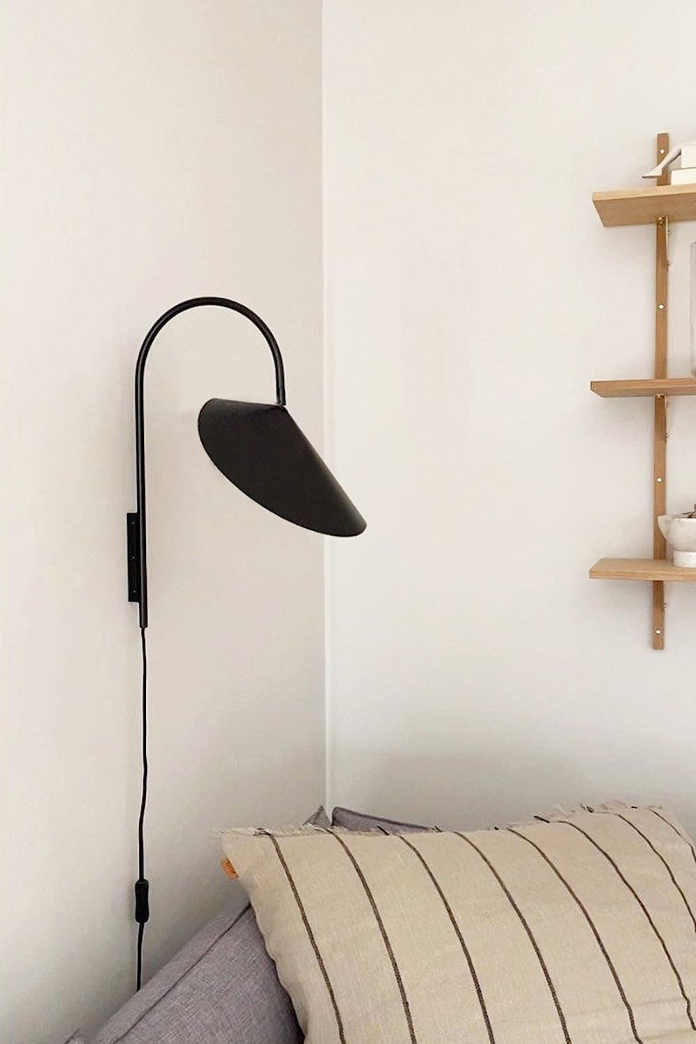 Arum Wall Lamp - vexalamps