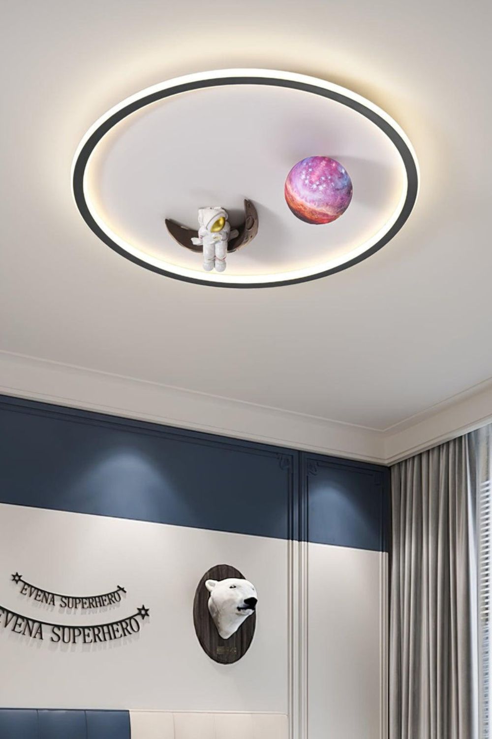 Astronaut Ceiling Lamp - view 18 | vexalamps