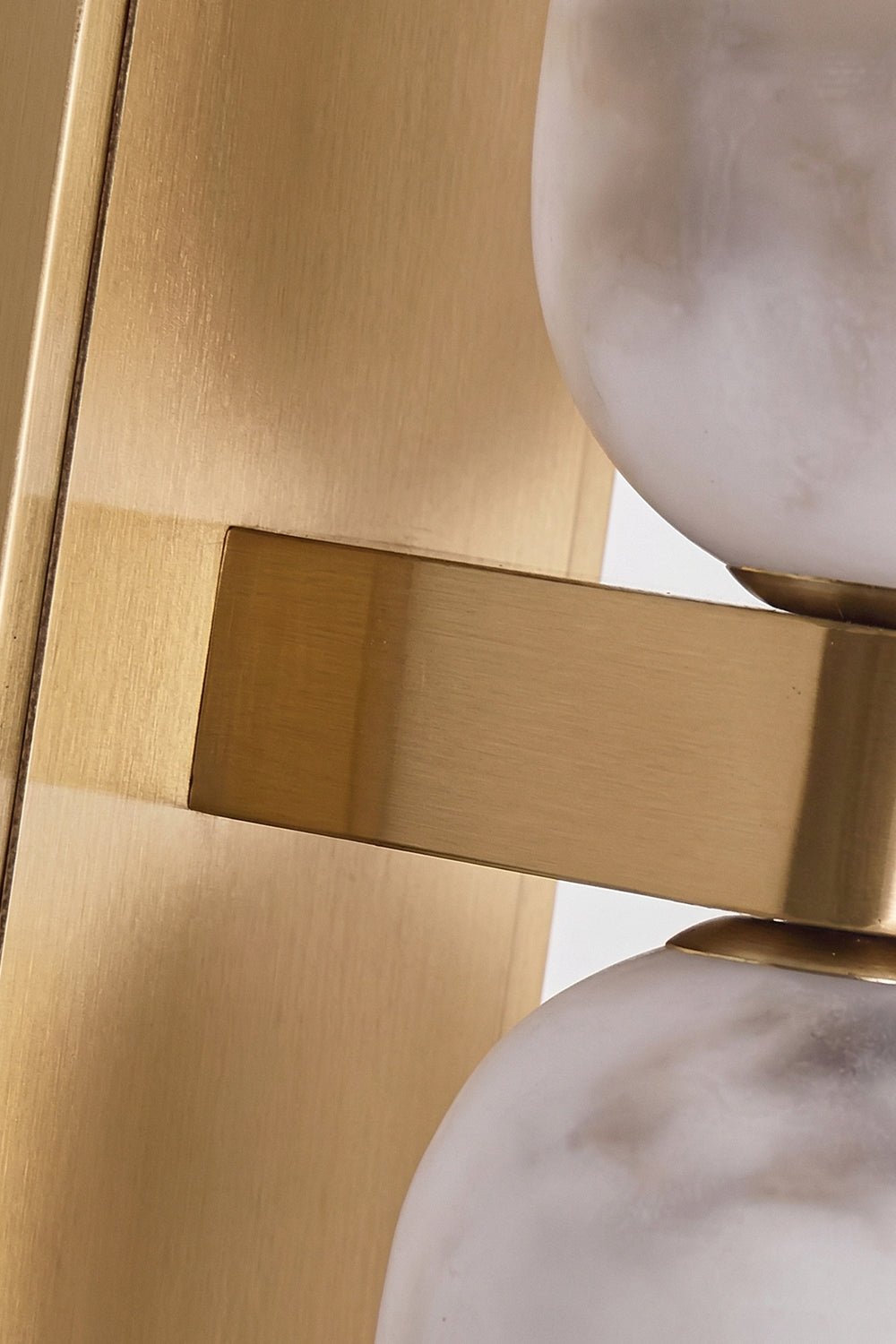 Aurelian Alabaster Wall Light | detail | vexa lamps