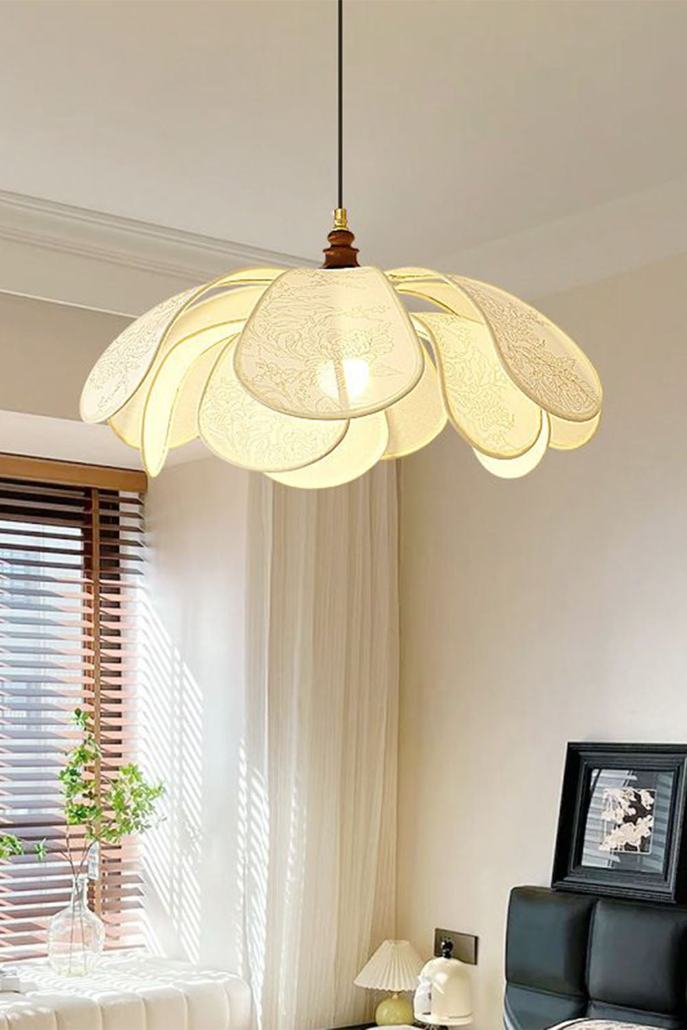 Blooming Flower Pendant Lamp - view 10 | vexalamps
