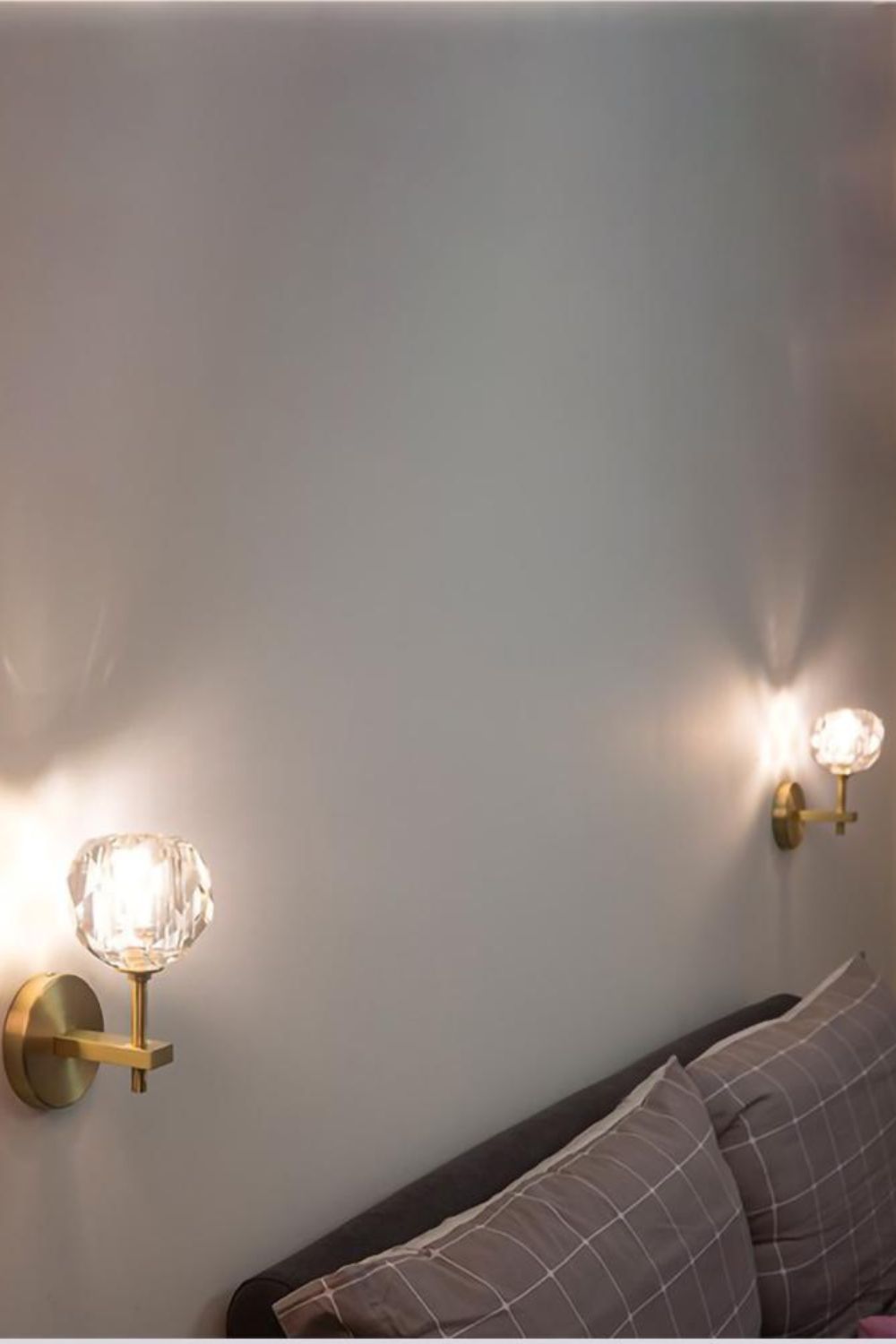 Boule De Cristal Grand Single Sconce - vexalamps