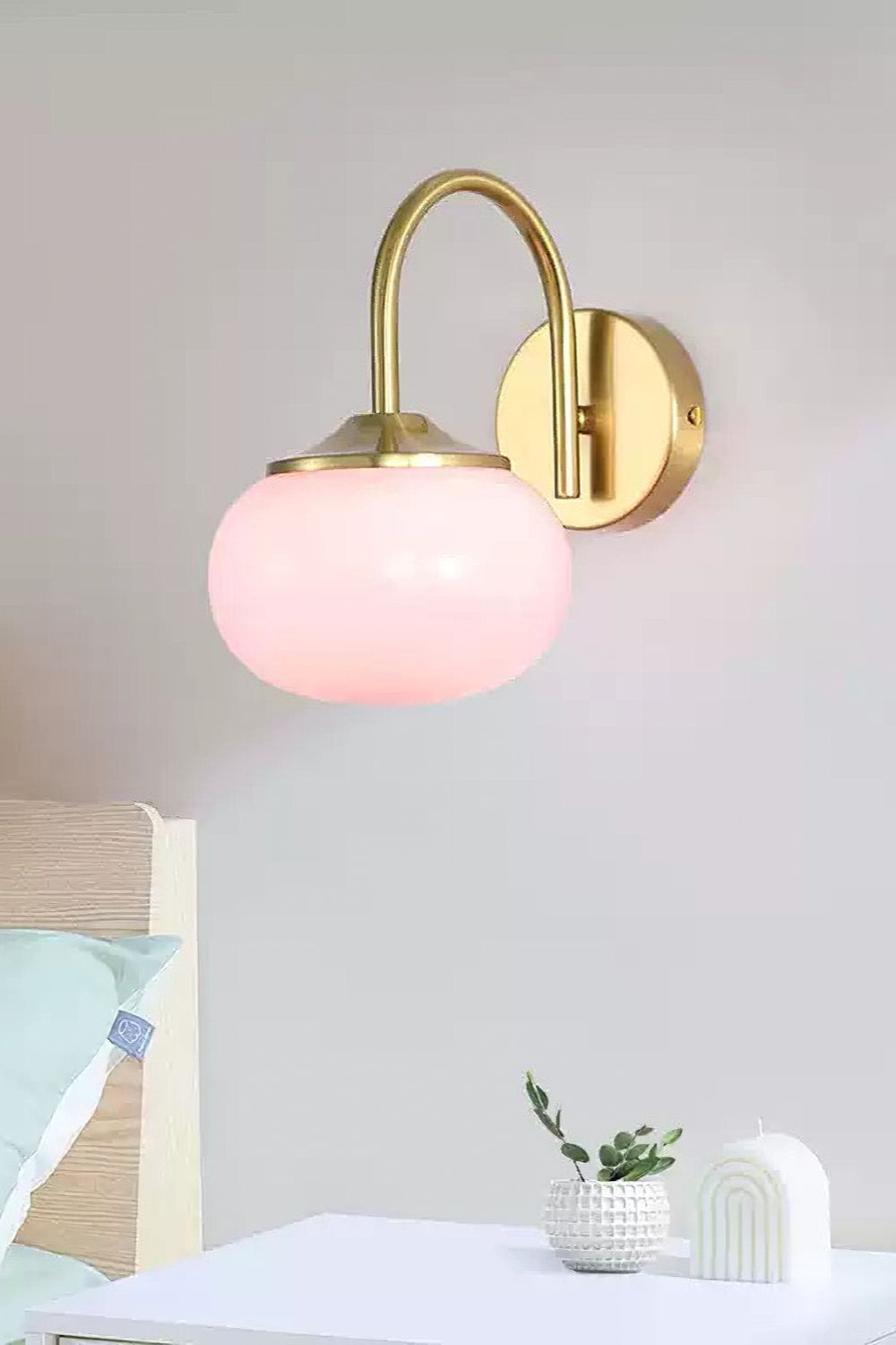 Bubble Glass Marshmallow Wall Lamp - view 11 | vexalamps