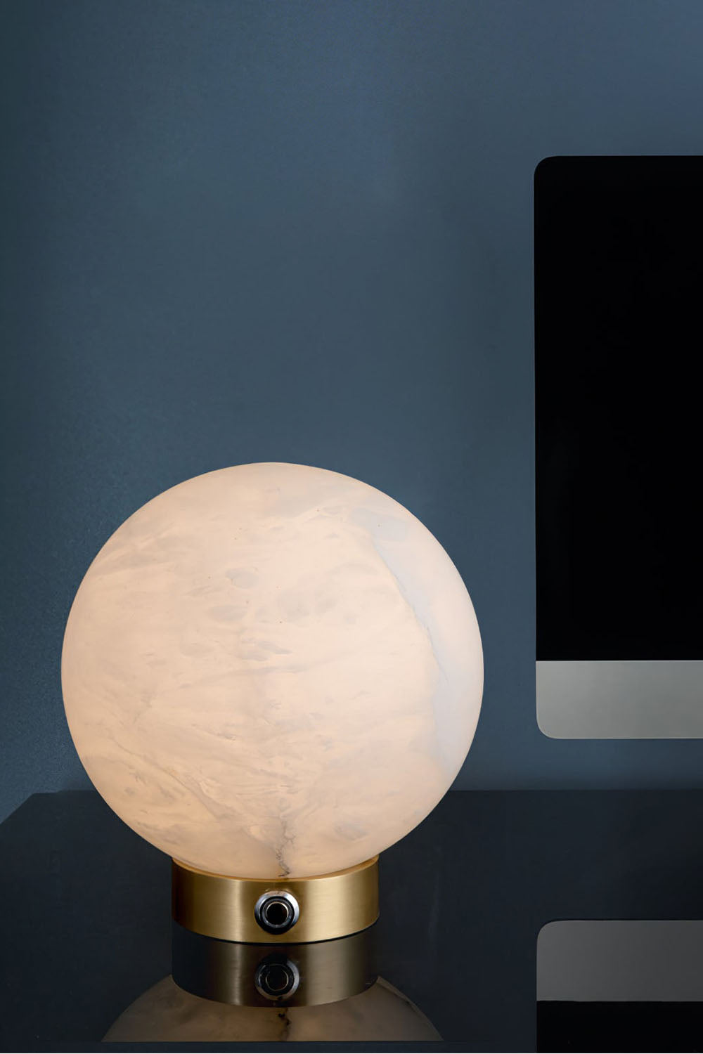 Carrara Table Lamp - view 7 | vexalamps
