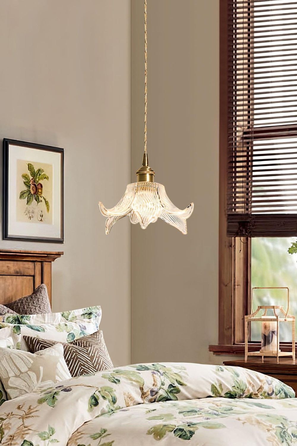 Clear Petal Glass Pendant Lamp - view 4 | vexalamps