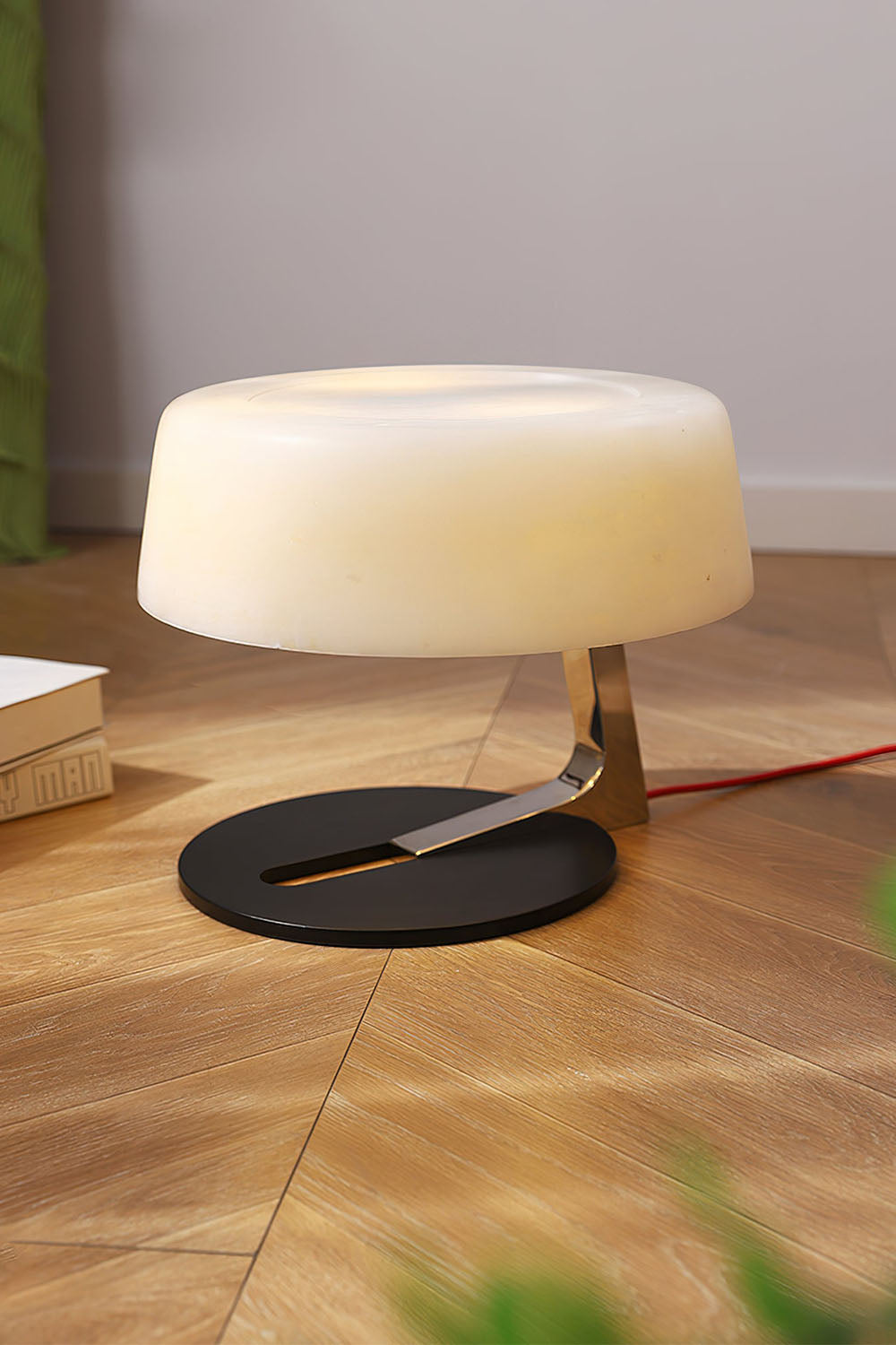 Comete Table Lamp - view 2 | vexalamps