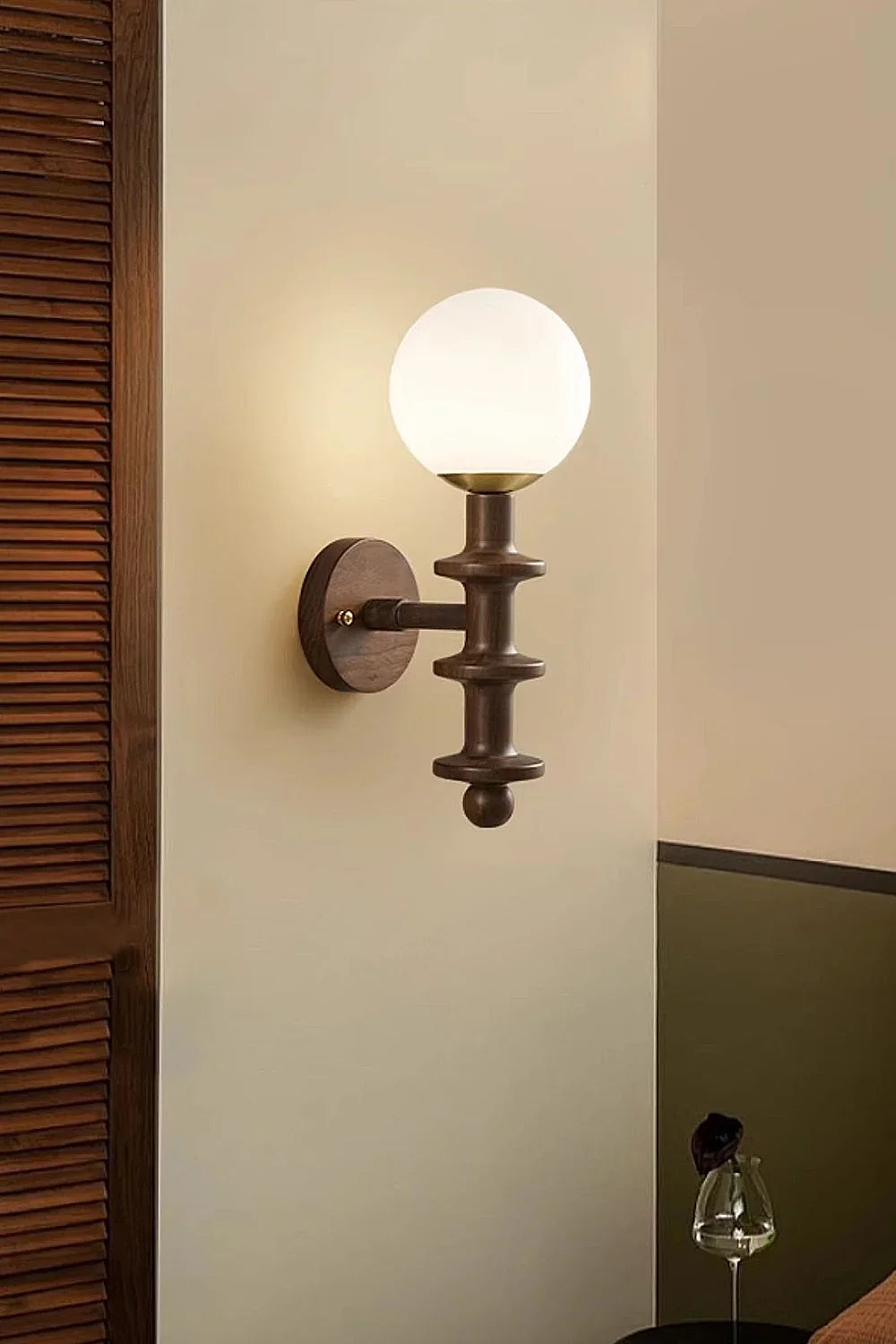 Coslett Wood Wall Lamp - view 3 | vexalamps