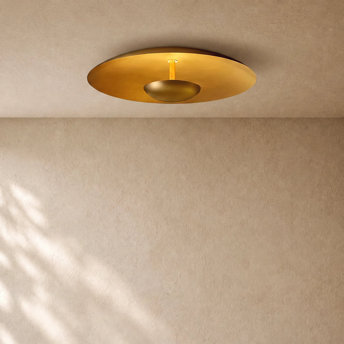 Cosm Flushmount - gold / 18’’