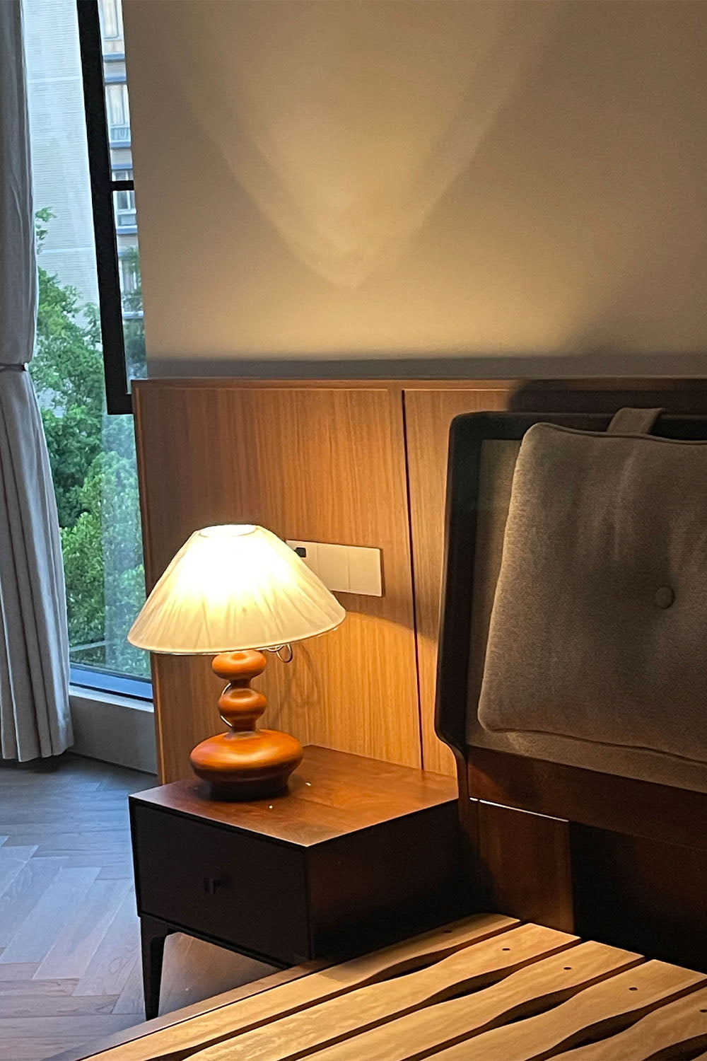 Crigler Table Lamp - view 21 | vexalamps