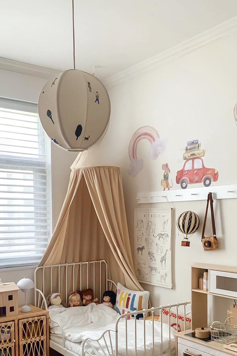 Fabric Embroidery Round Pendant Lamp - view 7 | vexalamps
