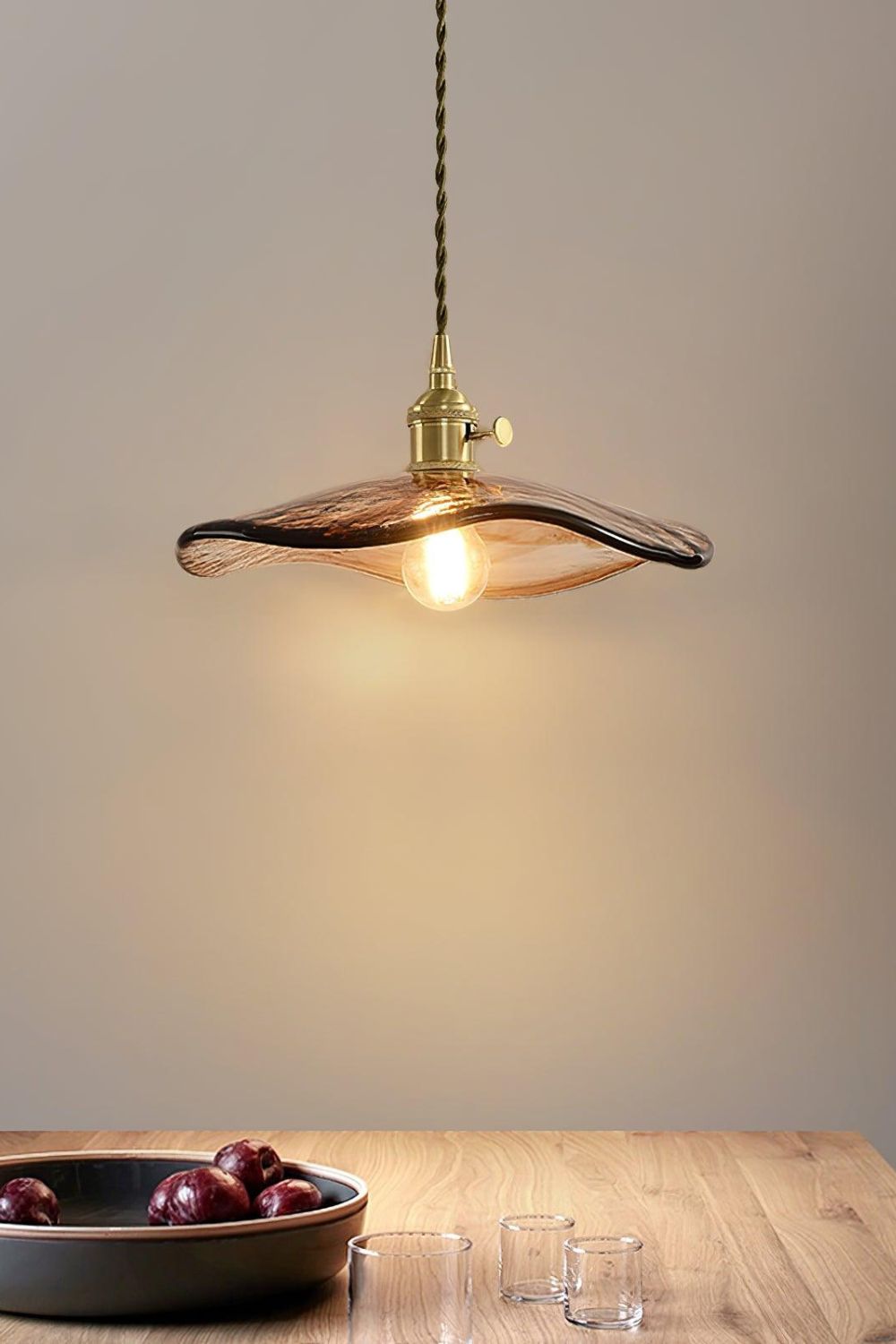 Flower Petal Glass Pendant Light - vexalamps