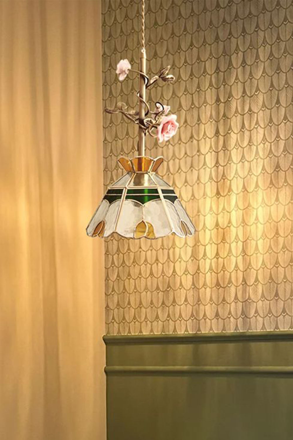French Retro Glass Rose Chandelier - view 9 | vexalamps
