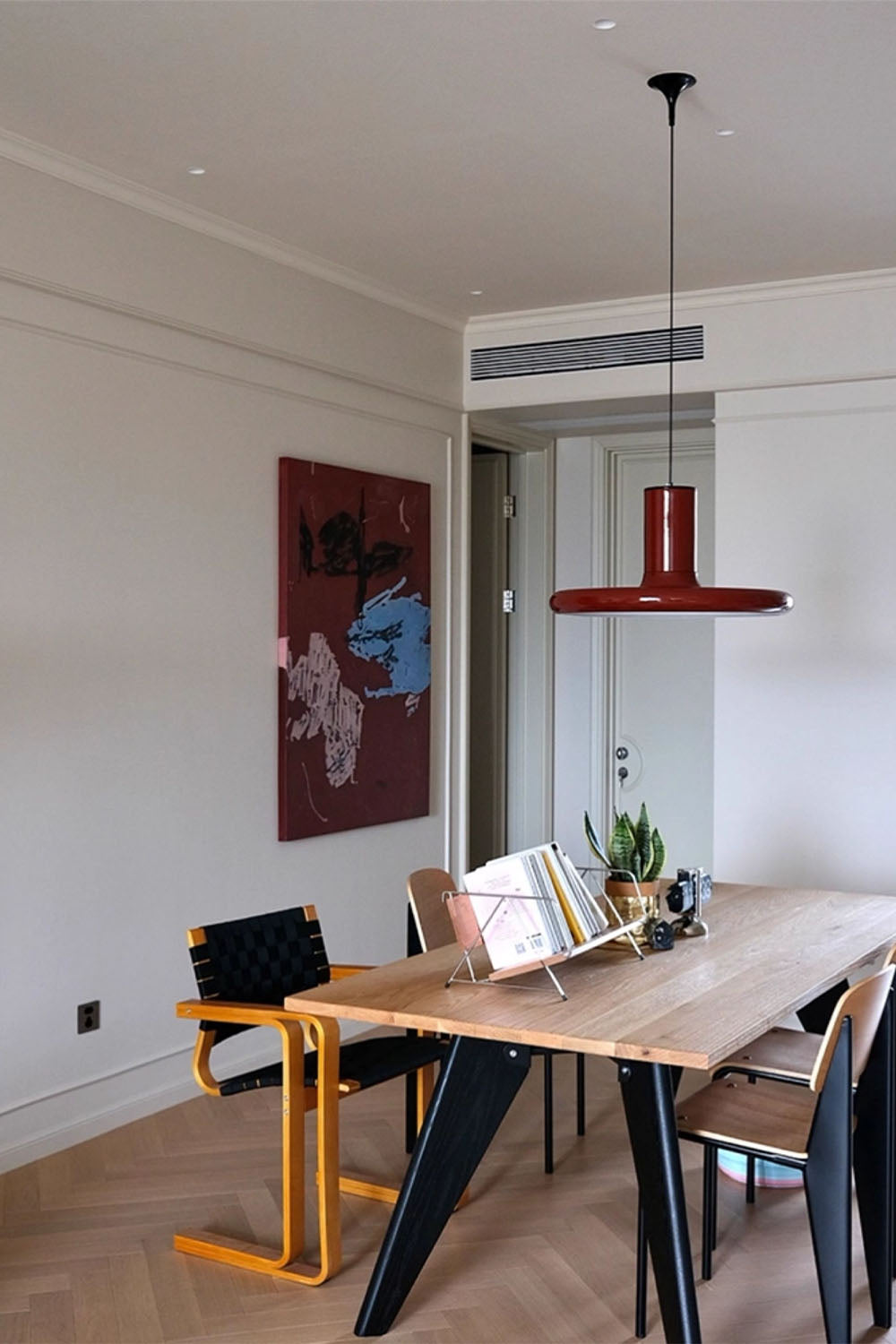 French Retro Nordic UFO Pendant Lamp - view 8 | vexalamps