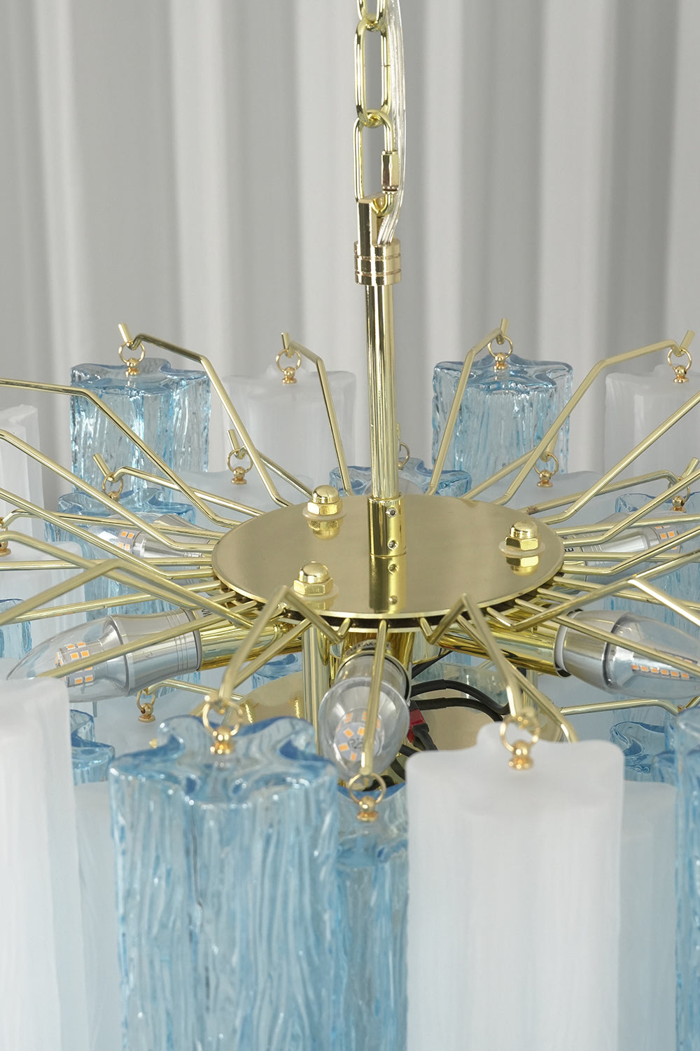 Glacier Ice Glass Chandelier | detail | Samu  Lamp