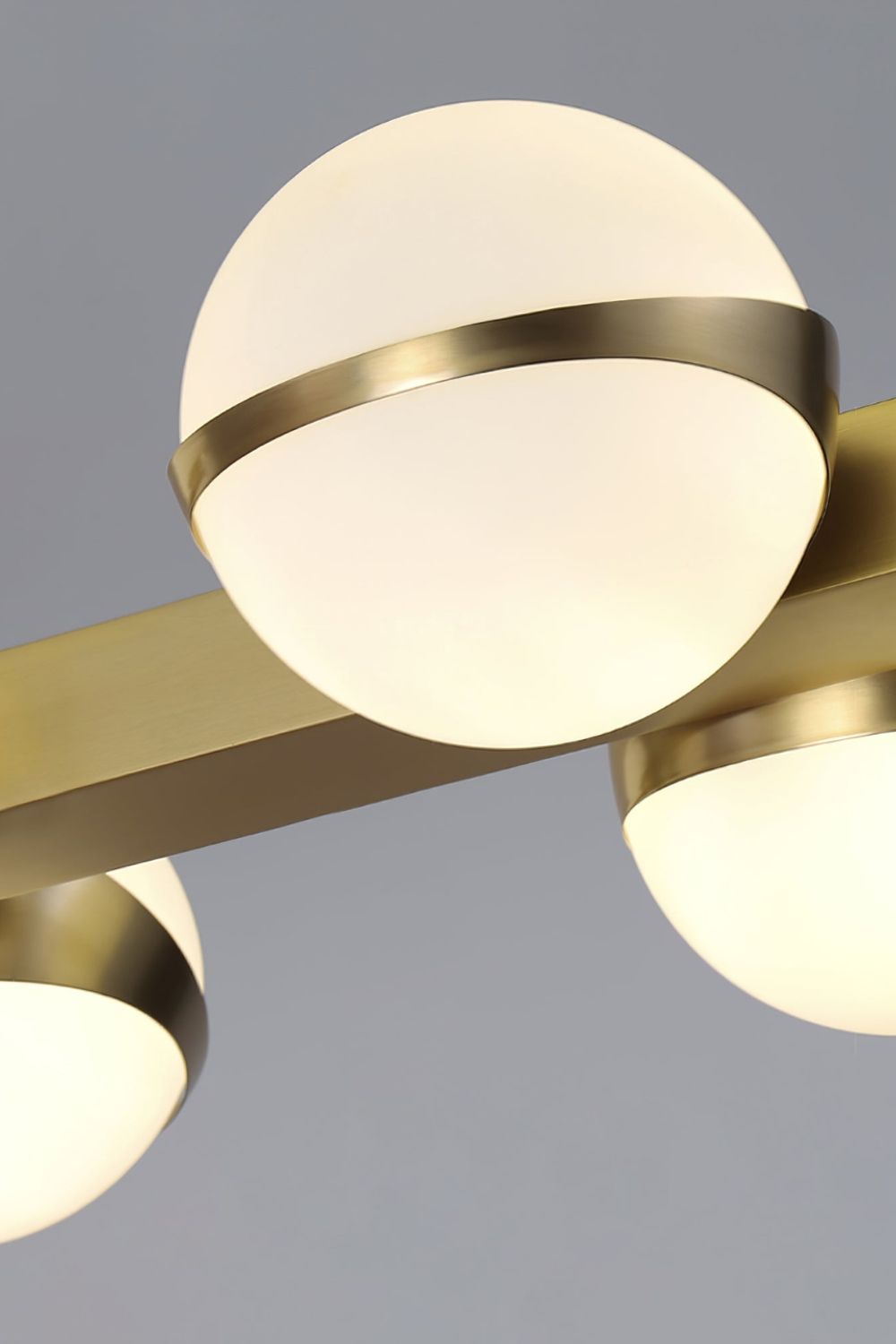 Grand Lustre Chandelier - vexalamps