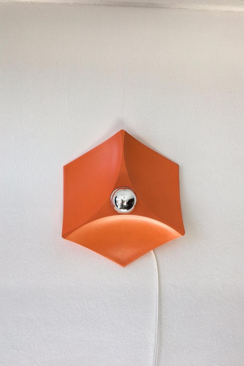 Hoffmeister Space age Wall Lamp - vexalamps