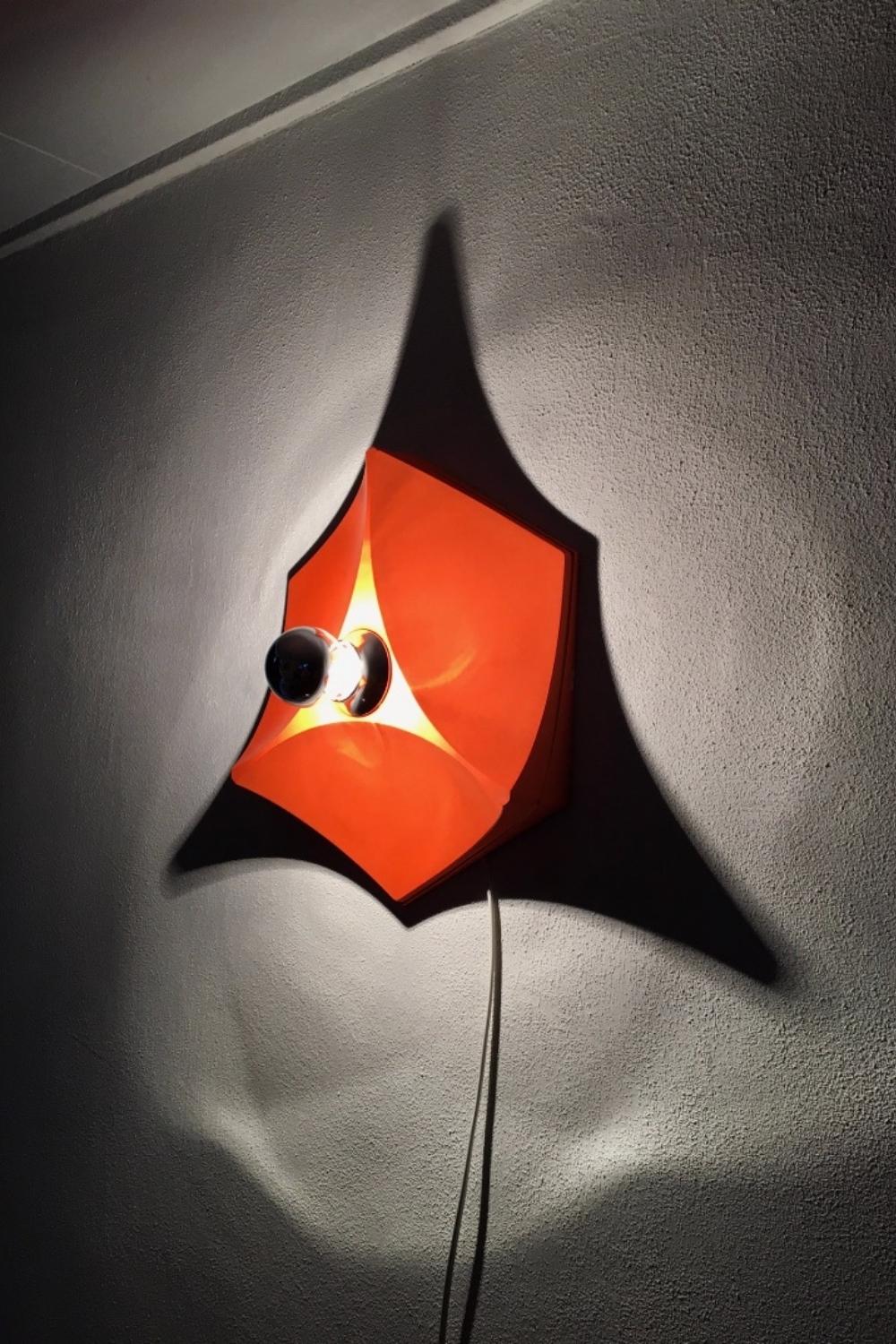Hoffmeister Space age Wall Lamp - vexalamps