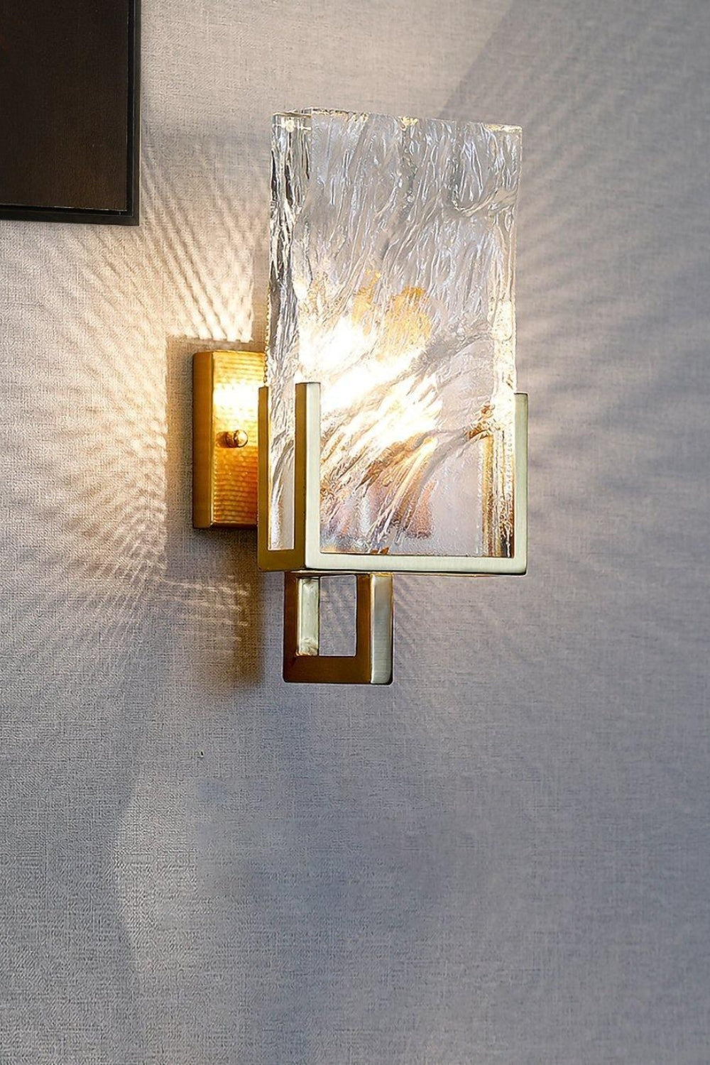 Ice Crystal Wall Lamp - vexalamps