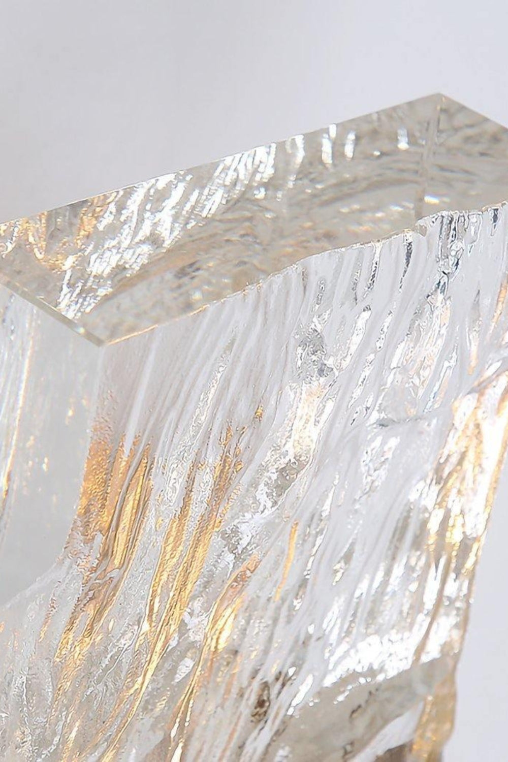 Ice Crystal Wall Lamp - vexalamps