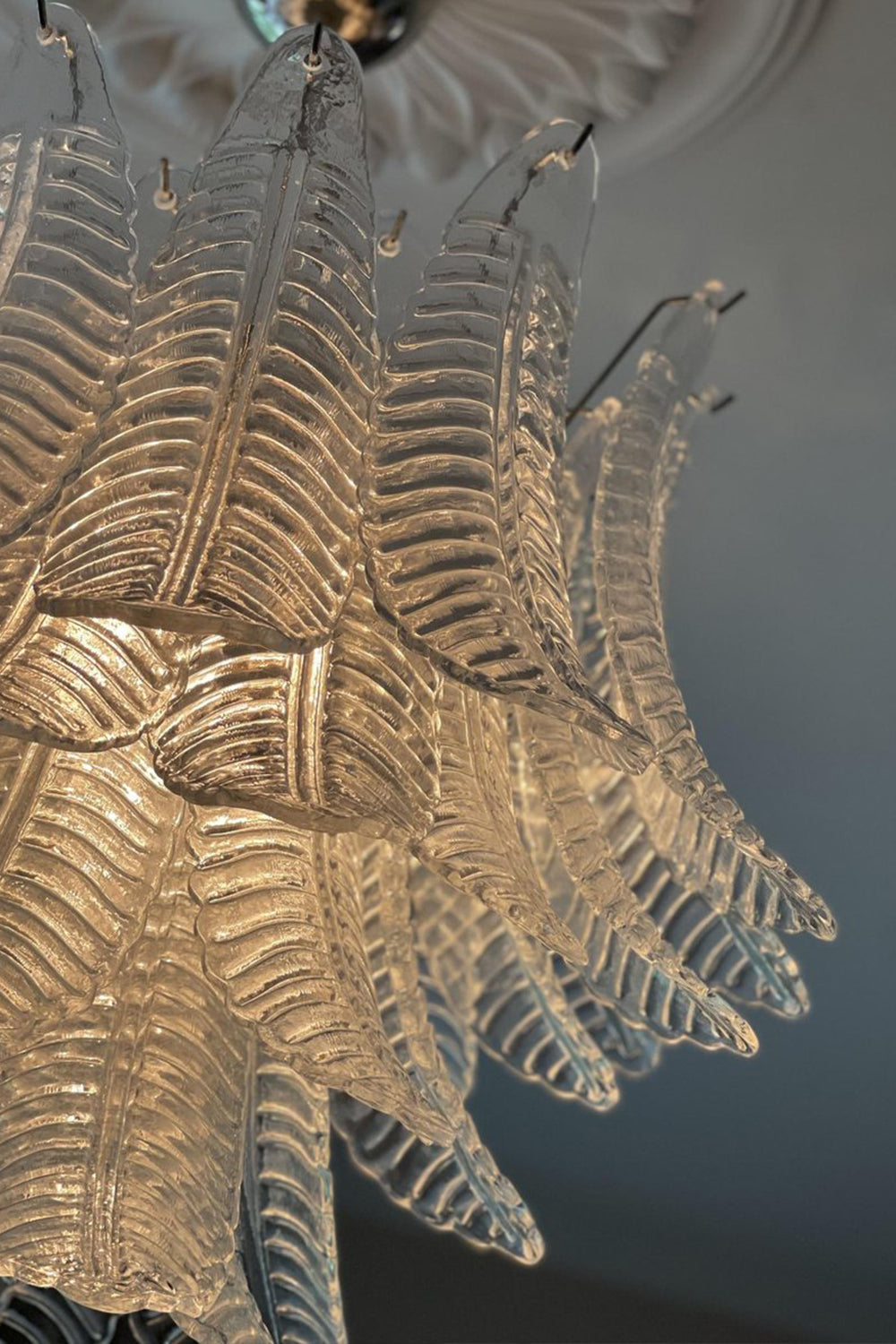 Italian Art Leaf Chandelier - view 14 | vexalamps
