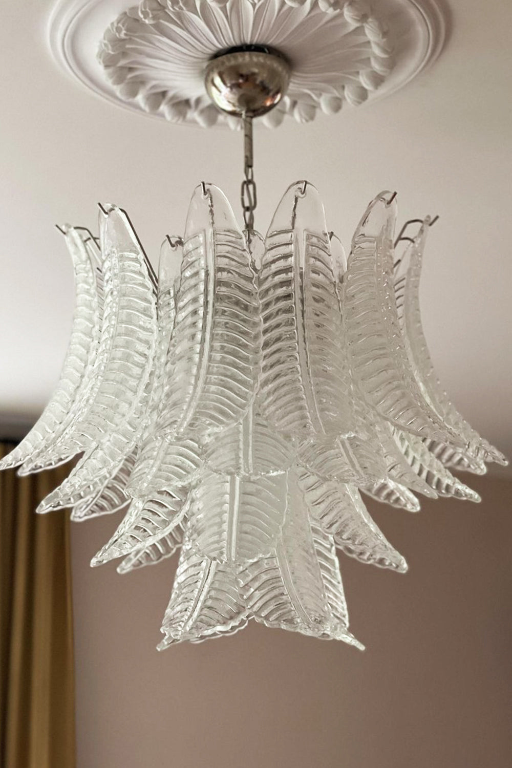 Italian Art Leaf Chandelier - view 12 | vexalamps