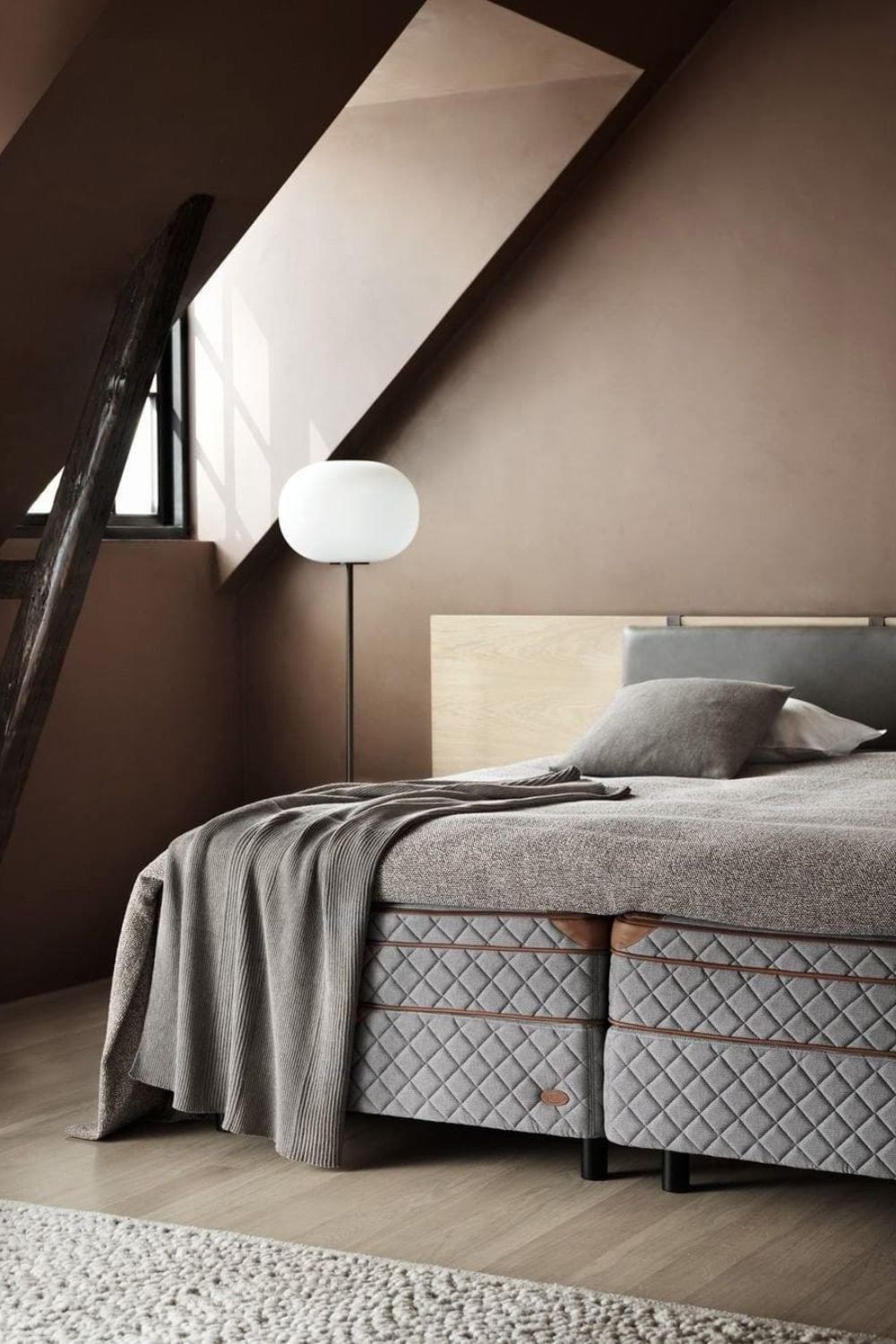 JWDA Floor Lamp - view 6 | vexalamps