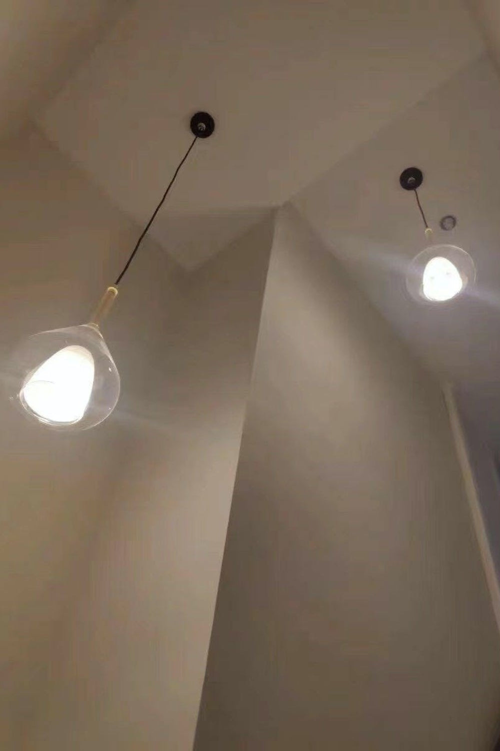 Lila Pendant Lamp - vexalamps