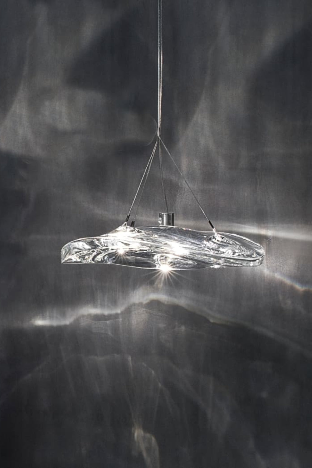 Manta Pendant Light - vexalamps