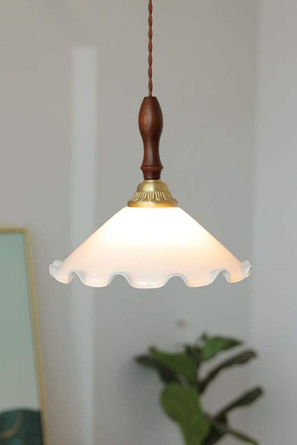 Milky Flower Pendant Light - vexalamps