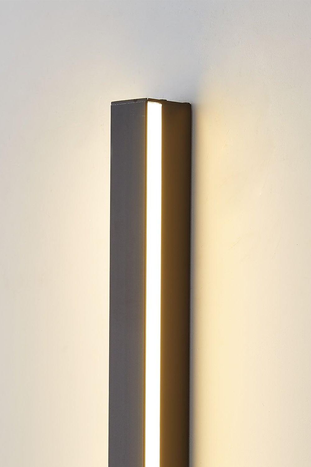 Minimalist Line Wall Lamp - vexalamps